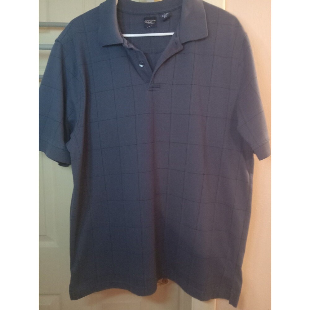 Arrow men's polo shirt featuring a subtle grid plaid pattern